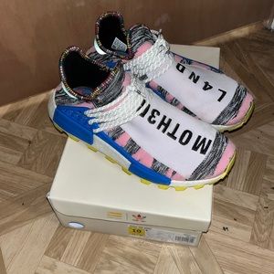 2018 Pharrell × NMD Human Race Trail
'Solar Pack'